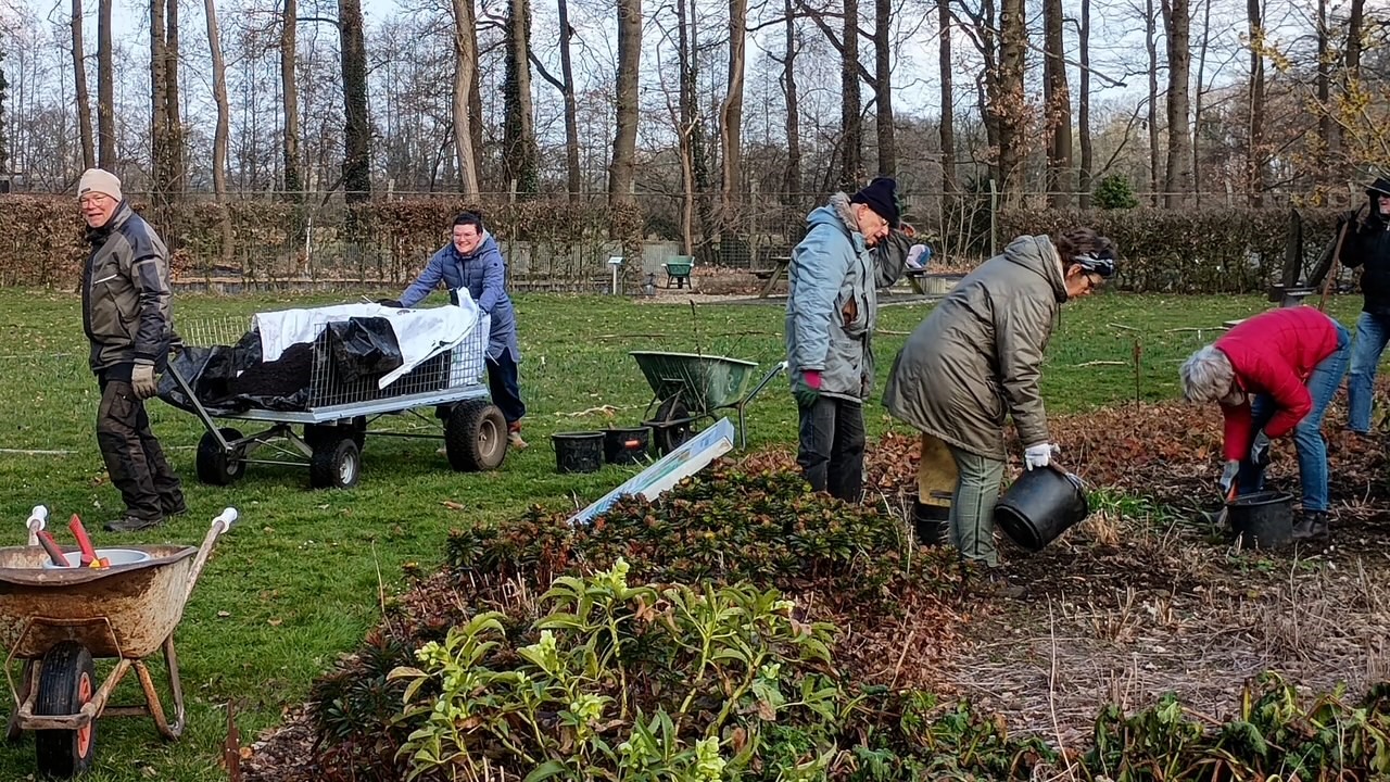 De Kloostergaarde NLdoet Zenderen